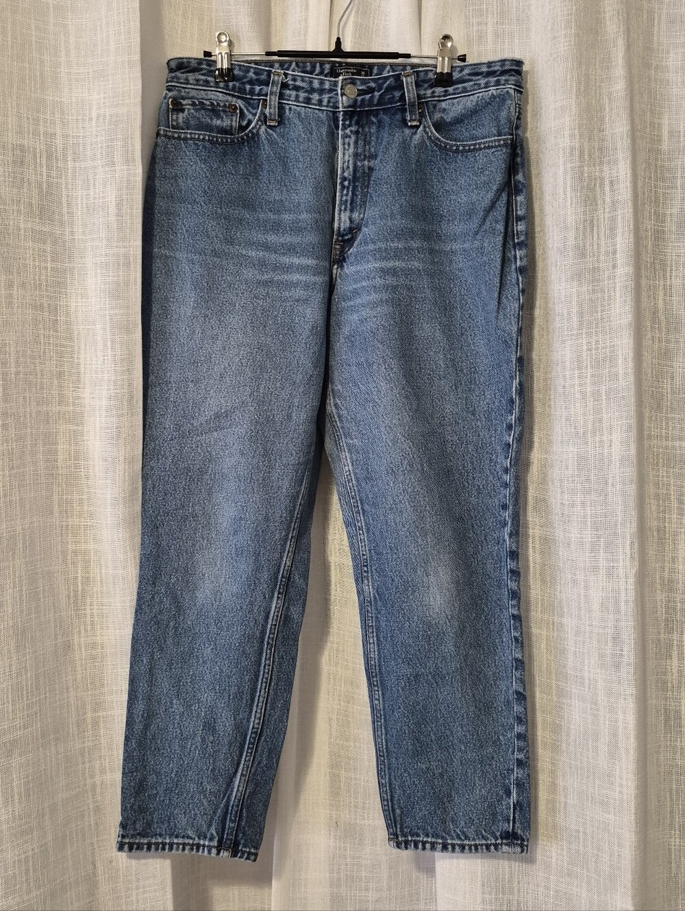A&F Girlfriend Jeans — Annie High Rise